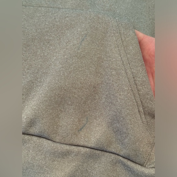 Boys Under Armour Fleece Hoodie (Small) - Picture 3 of 7